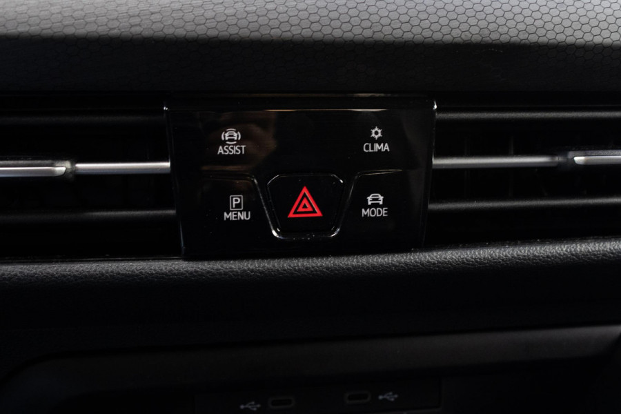 Volkswagen Golf 1.4 eHybrid GTE PANO LEDER CAMERA HUD ACC DODEHOEK