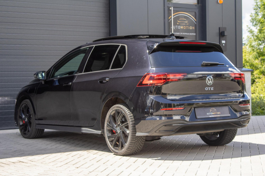 Volkswagen Golf 1.4 eHybrid GTE PANO LEDER CAMERA HUD ACC DODEHOEK