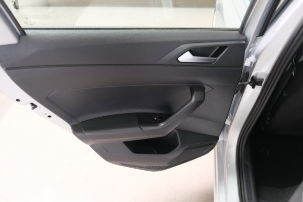 Volkswagen Polo 1.0 TSI Highline - N.A.P. Airco, Cruise, Carplay, Navi, PDC.