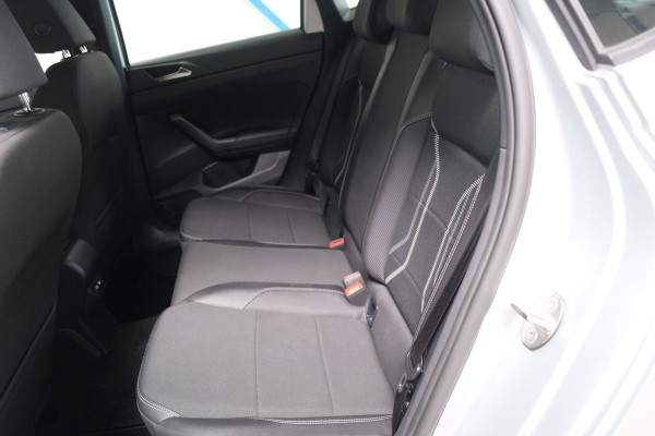 Volkswagen Polo 1.0 TSI Highline - N.A.P. Airco, Cruise, Carplay, Navi, PDC.