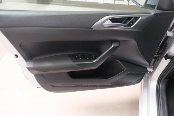 Volkswagen Polo 1.0 TSI Highline - N.A.P. Airco, Cruise, Carplay, Navi, PDC.