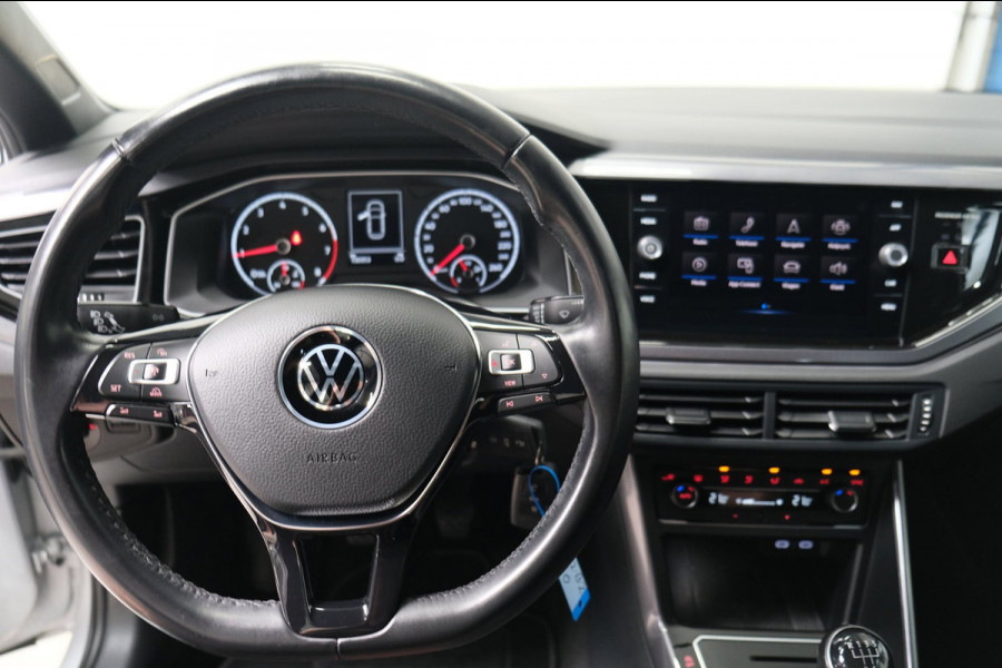 Volkswagen Polo 1.0 TSI Highline - N.A.P. Airco, Cruise, Carplay, Navi, PDC.