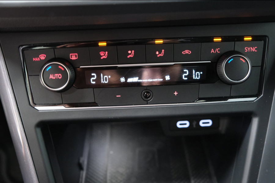 Volkswagen Polo 1.0 TSI Highline - N.A.P. Airco, Cruise, Carplay, Navi, PDC.