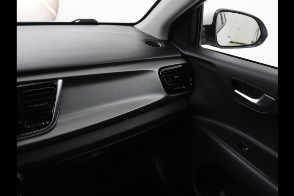 Kia Rio 1.0 T-GDi MHEV DynamicLine | Carplay | Camera | Adaptive cruise | Navigatie | Climate control | DAB | Parkeerhulp | Bluetooth