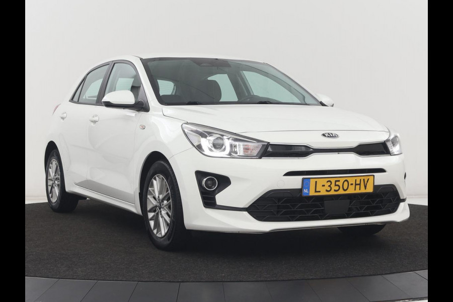 Kia Rio 1.0 T-GDi MHEV DynamicLine | Carplay | Camera | Adaptive cruise | Navigatie | Climate control | DAB | Parkeerhulp | Bluetooth