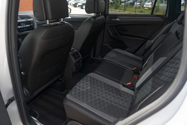Volkswagen Tiguan 1.4 TSI eHybrid R-Line BlackStyle Pano Trekhaak