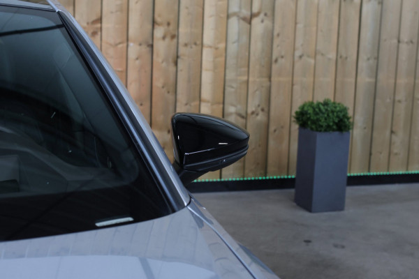 Audi A6 Avant 55 TFSI e Quattro S-Line *Pano*B&O*Camera*Soft-Close*Trekhaak*