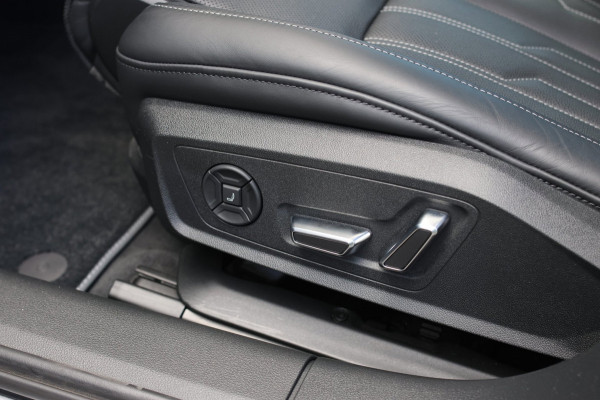 Audi A6 Avant 55 TFSI e Quattro S-Line *Pano*B&O*Camera*Soft-Close*Trekhaak*