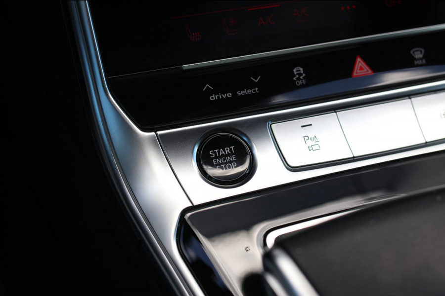 Audi A6 Avant 55 TFSI e Quattro S-Line *Pano*B&O*Camera*Soft-Close*Trekhaak*