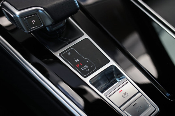 Audi A6 Avant 55 TFSI e Quattro S-Line *Pano*B&O*Camera*Soft-Close*Trekhaak*