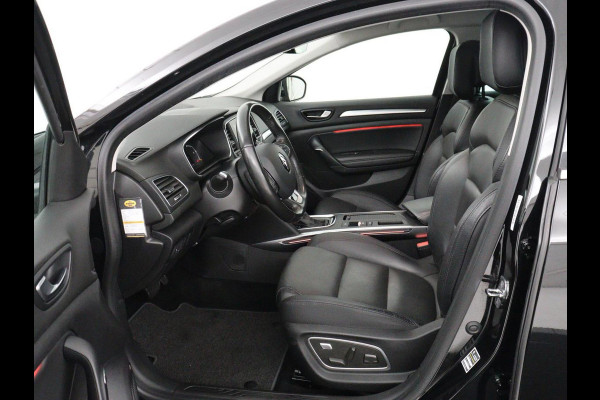 Renault Mégane 1.3 TCe Intens | Leder | Head-Up | Camera | DAB | Carplay | Stoelverwarming | Climate control | 17'' | Stuurverwarming | Cruise Control | Elektrische stoelen | Navigatie | Full LED | Keyless