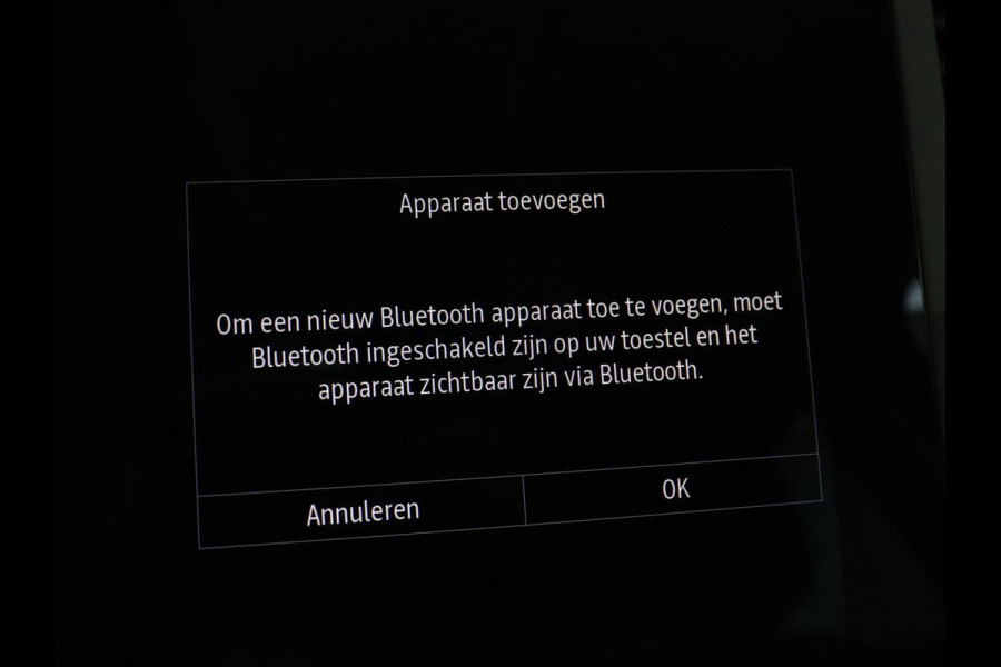 Renault Mégane 1.3 TCe Intens | Leder | Head-Up | Camera | DAB | Carplay | Stoelverwarming | Climate control | 17'' | Stuurverwarming | Cruise Control | Elektrische stoelen | Navigatie | Full LED | Keyless