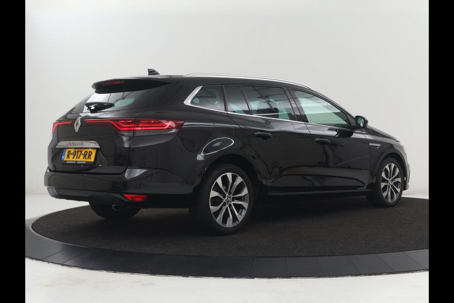 Renault Mégane 1.3 TCe Intens | Leder | Head-Up | Camera | DAB | Carplay | Stoelverwarming | Climate control | 17'' | Stuurverwarming | Cruise Control | Elektrische stoelen | Navigatie | Full LED | Keyless
