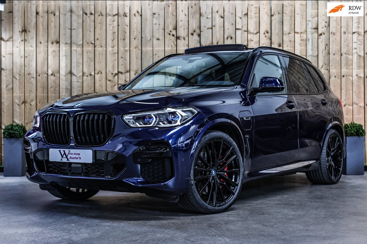 BMW X5 XDrive45e M-Sport *Pano*M-Stoelen*Achteras-Besturing*H/K*