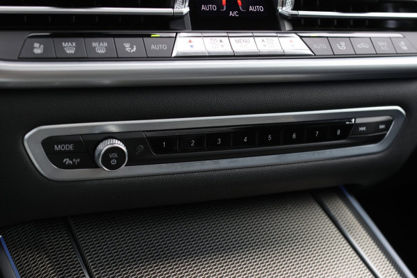 BMW X5 XDrive45e M-Sport *Pano*M-Stoelen*Achteras-Besturing*H/K*