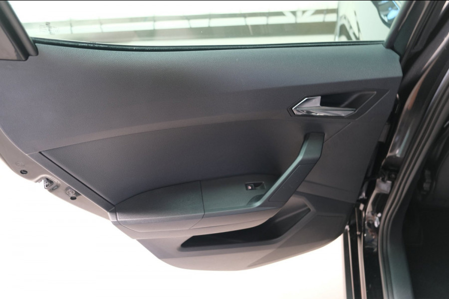 Seat Arona 1.0 TSI Style Business Intense - N.A.P. Airco, Cruise, Navi, PDC, Camera, Carplay.