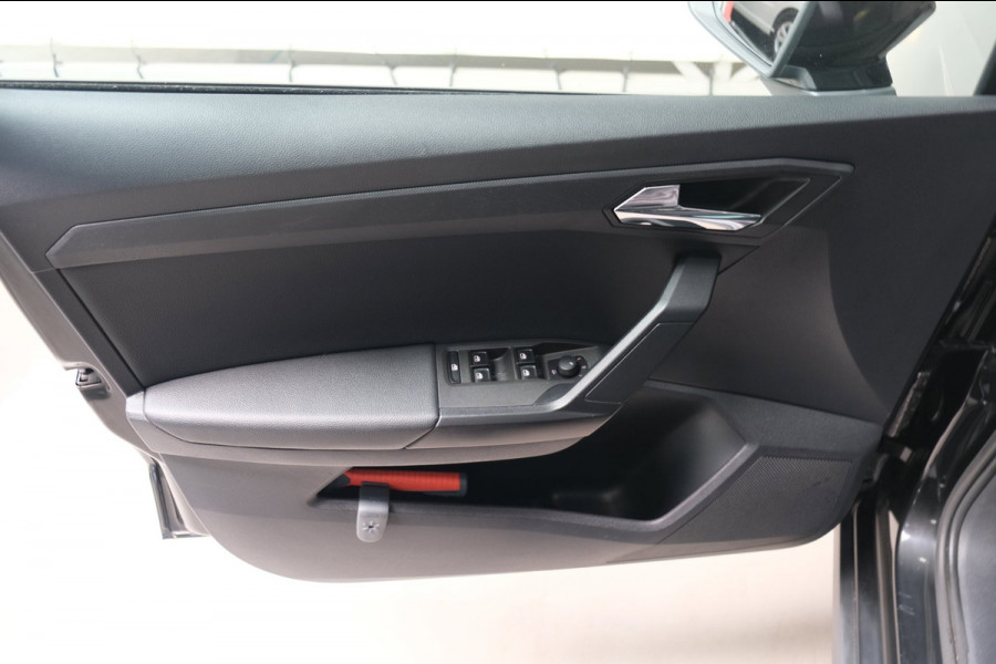 Seat Arona 1.0 TSI Style Business Intense - N.A.P. Airco, Cruise, Navi, PDC, Camera, Carplay.