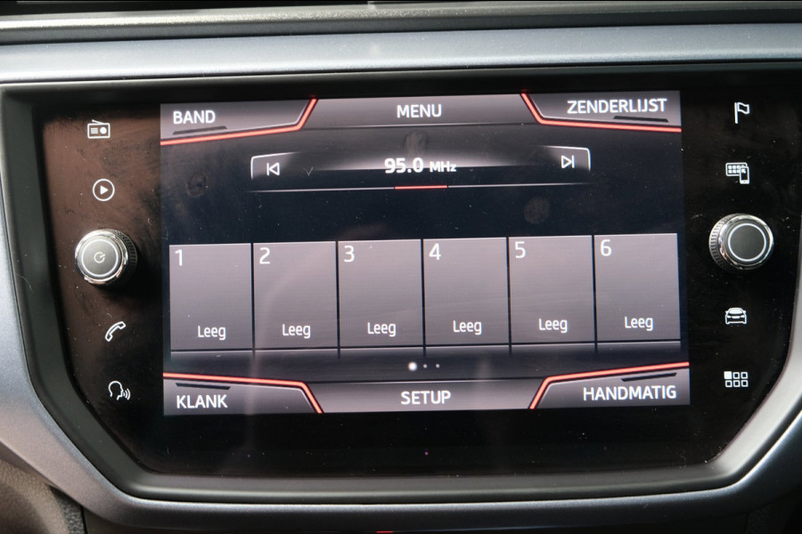 Seat Arona 1.0 TSI Style Business Intense - N.A.P. Airco, Cruise, Navi, PDC, Camera, Carplay.