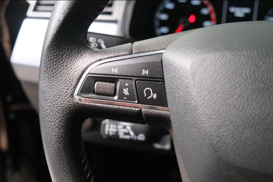 Seat Arona 1.0 TSI Style Business Intense - N.A.P. Airco, Cruise, Navi, PDC, Camera, Carplay.
