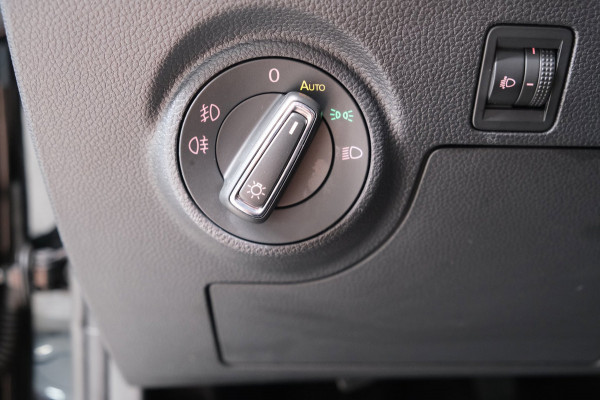 Seat Arona 1.0 TSI Style Business Intense - N.A.P. Airco, Cruise, Navi, PDC, Camera, Carplay.