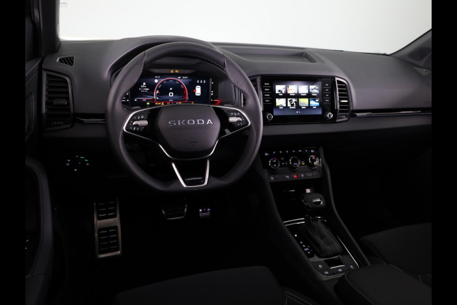 Škoda Karoq Sportline Ultimate 1.5 TSI ACT 150 pk 7 versn. DSG | Wegklapbare Trekhaak | Travel Assist Pakket Plus | Virtual Pedal | 19 Inch Velgen Sagitarius Aero