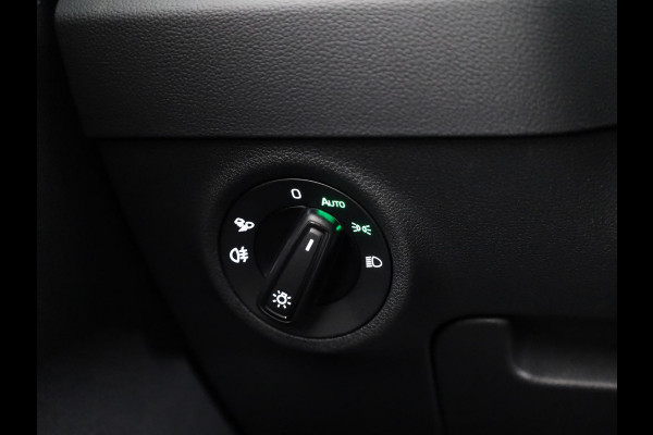 Škoda Karoq Sportline Ultimate 1.5 TSI ACT 150 pk 7 versn. DSG | Wegklapbare Trekhaak | Travel Assist Pakket Plus | Virtual Pedal | 19 Inch Velgen Sagitarius Aero
