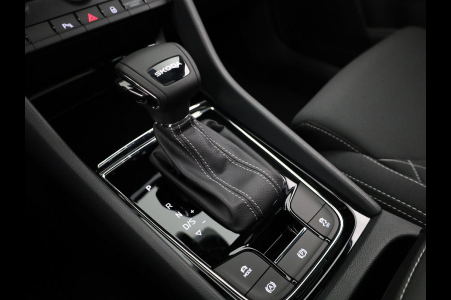 Škoda Karoq Sportline Ultimate 1.5 TSI ACT 150 pk 7 versn. DSG | Wegklapbare Trekhaak | Travel Assist Pakket Plus | Virtual Pedal | 19 Inch Velgen Sagitarius Aero
