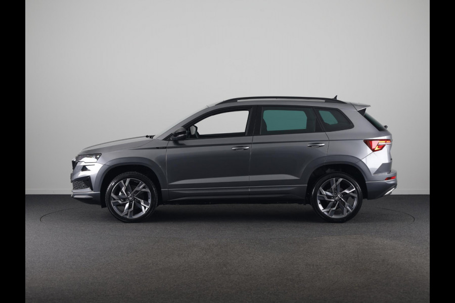Škoda Karoq Sportline Ultimate 1.5 TSI ACT 150 pk 7 versn. DSG | Wegklapbare Trekhaak | Travel Assist Pakket Plus | Virtual Pedal | 19 Inch Velgen Sagitarius Aero