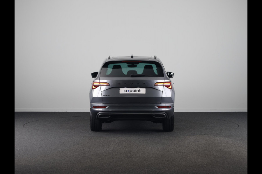 Škoda Karoq Sportline Ultimate 1.5 TSI ACT 150 pk 7 versn. DSG | Wegklapbare Trekhaak | Travel Assist Pakket Plus | Virtual Pedal | 19 Inch Velgen Sagitarius Aero