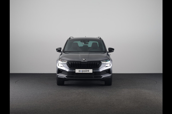 Škoda Karoq Sportline Ultimate 1.5 TSI ACT 150 pk 7 versn. DSG | Wegklapbare Trekhaak | Travel Assist Pakket Plus | Virtual Pedal | 19 Inch Velgen Sagitarius Aero