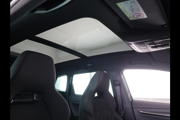 Škoda Karoq Sportline Ultimate 1.5 TSI ACT 150 pk 7 versn. DSG | Wegklapbare Trekhaak | Travel Assist Pakket Plus | Virtual Pedal | 19 Inch Velgen Sagitarius Aero