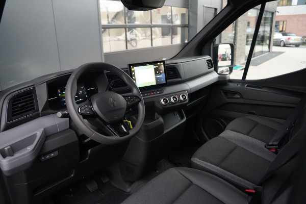 Renault Master E-Tech T35 L3H2 Advance long range 87 kWh 143pk - 2x Schuif- Trekhaak - Camera - Cruise - LED - Carplay/Android - Rijklaar
