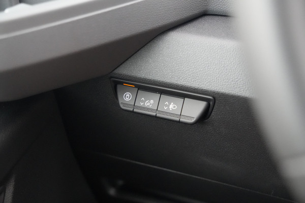Renault Master E-Tech T35 L3H2 Advance long range 87 kWh 143pk - 2x Schuif- Trekhaak - Camera - Cruise - LED - Carplay/Android - Rijklaar