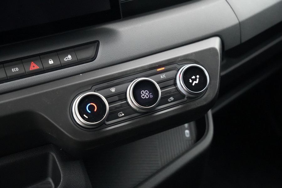 Renault Master E-Tech T35 L3H2 Advance long range 87 kWh 143pk - 2x Schuif- Trekhaak - Camera - Cruise - LED - Carplay/Android - Rijklaar