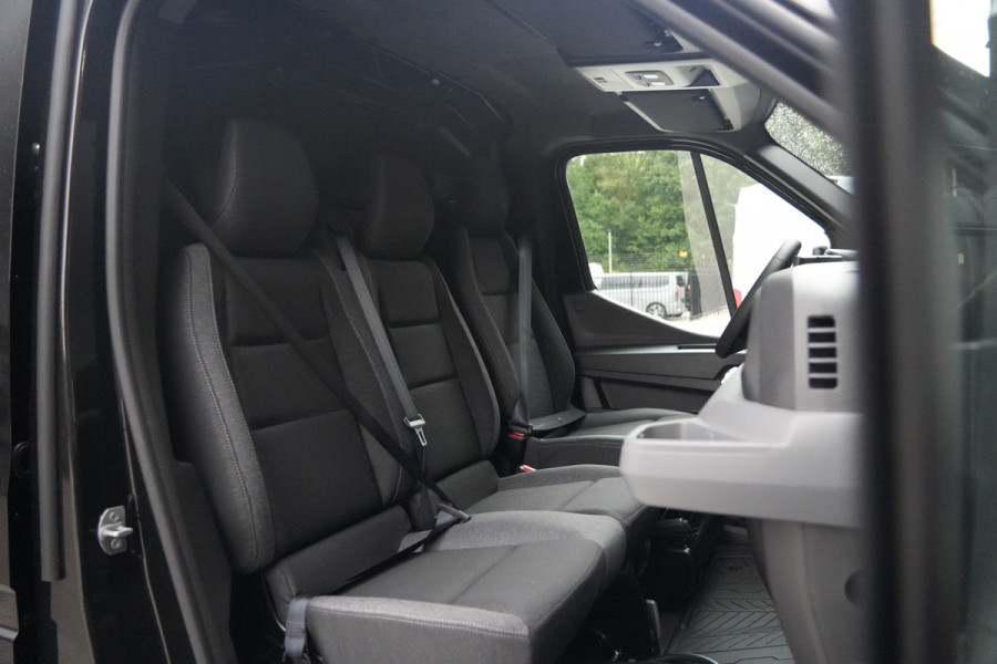 Renault Master E-Tech T35 L3H2 Advance long range 87 kWh 143pk - 2x Schuif- Trekhaak - Camera - Cruise - LED - Carplay/Android - Rijklaar