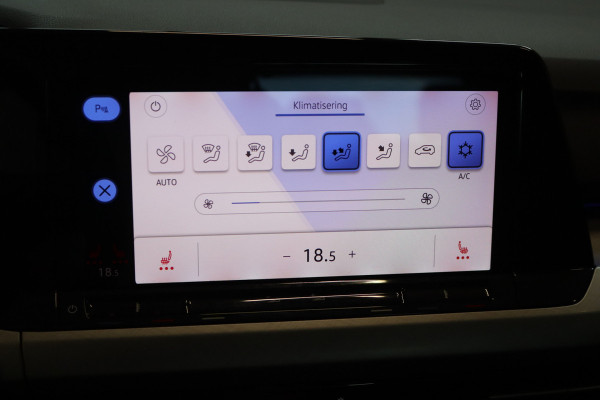 Volkswagen Golf 1.5 eTSI 150PK Style Automaat Navigatie/Camera/Adaptive-cruise/Head-up display