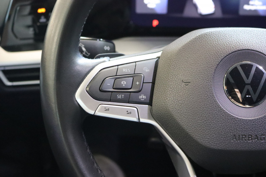 Volkswagen Golf 1.5 eTSI 150PK Style Automaat Navigatie/Camera/Adaptive-cruise/Head-up display