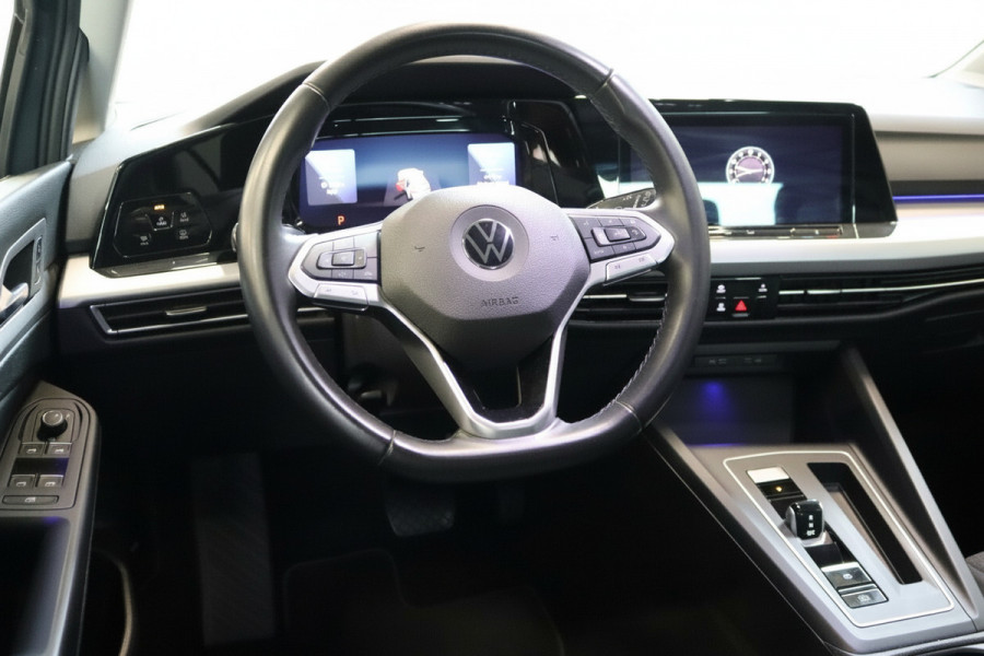 Volkswagen Golf 1.5 eTSI 150PK Style Automaat Navigatie/Camera/Adaptive-cruise/Head-up display