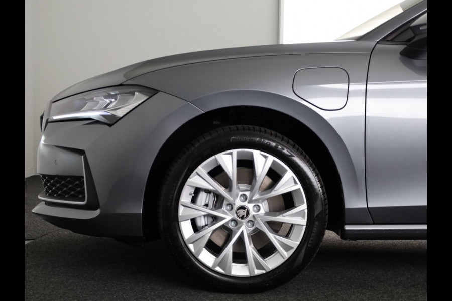 Škoda Superb 1.5 TSI PHEV Business Edition | Trekhaak | Keyless Entry | Elektr. achterklep | Stoelverwarming achterbank |