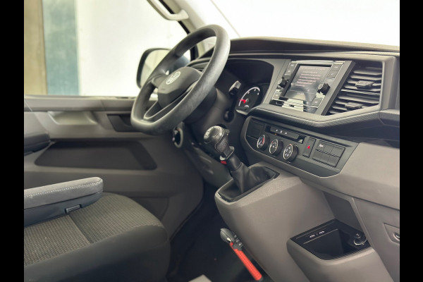 Volkswagen Transporter 2.0 TDI L2H1 30 DC DUBBELCABINE 2021 GARANTIE