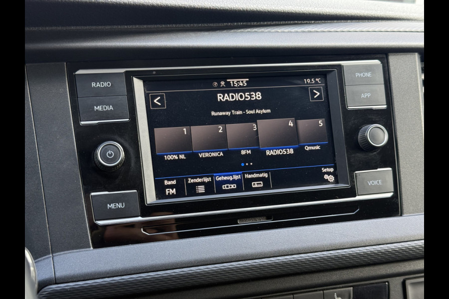 Volkswagen Transporter 2.0 TDI L1H1 30 Comfortline | 2X Schuifd. | ACC | Carplay | Camera | Trekhaak | Navi