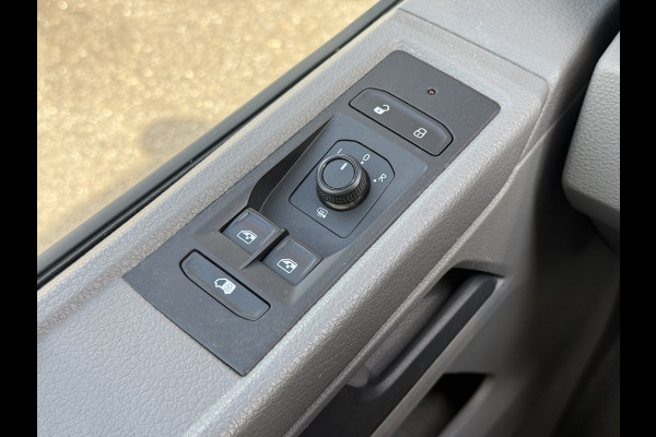 Volkswagen Transporter 2.0 TDI L1H1 30 Comfortline | 2X Schuifd. | ACC | Carplay | Camera | Trekhaak | Navi