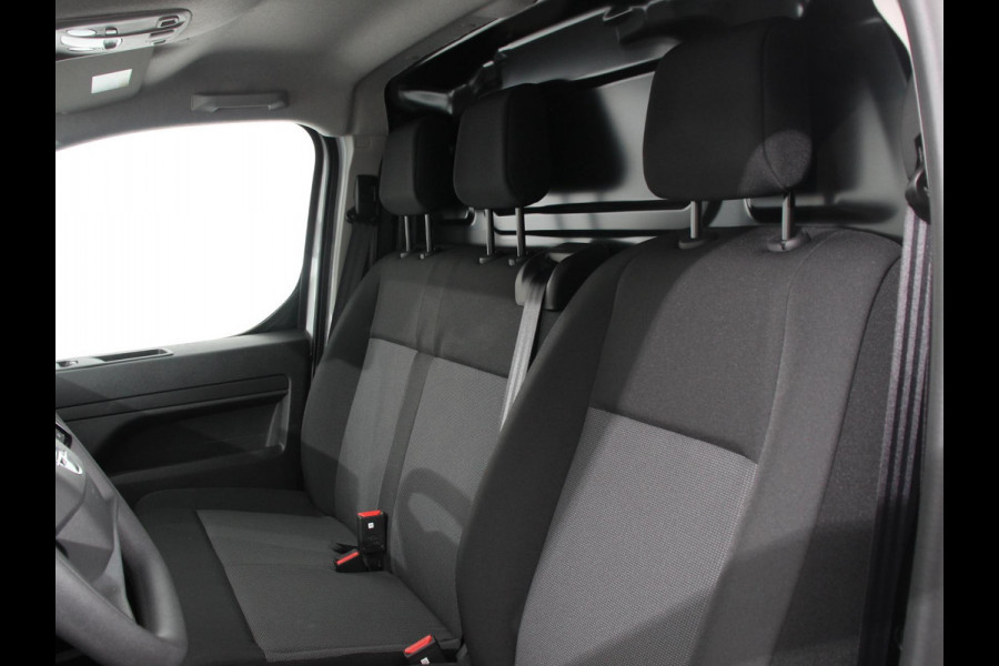 Opel Vivaro 2.0 L3 Automaat Apple Carplay /  Android Auto Parkeersensoren V+A Trekhaak Camera Navigatie Cruise Control LED koplampen houten afwerking laadruimte