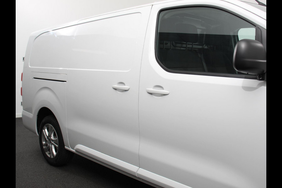 Opel Vivaro 2.0 L3 Automaat Apple Carplay /  Android Auto Parkeersensoren V+A Trekhaak Camera Navigatie Cruise Control LED koplampen houten afwerking laadruimte