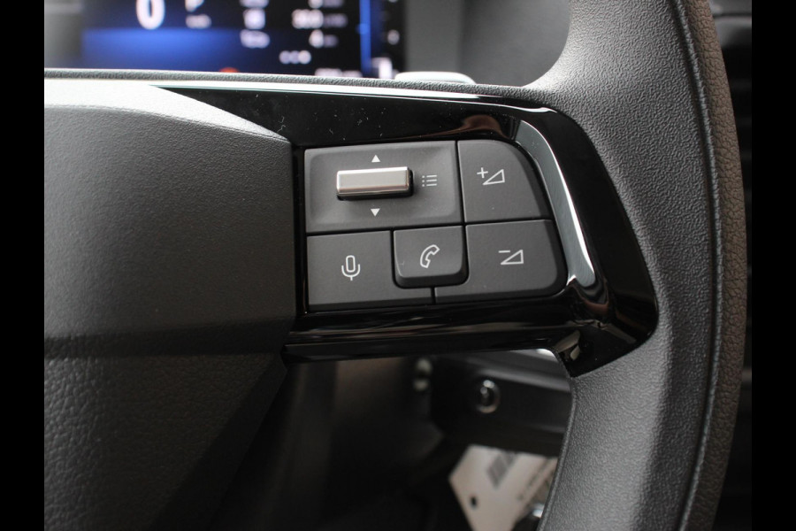 Opel Vivaro 2.0 L3 Automaat Apple Carplay /  Android Auto Parkeersensoren V+A Trekhaak Camera Navigatie Cruise Control LED koplampen houten afwerking laadruimte