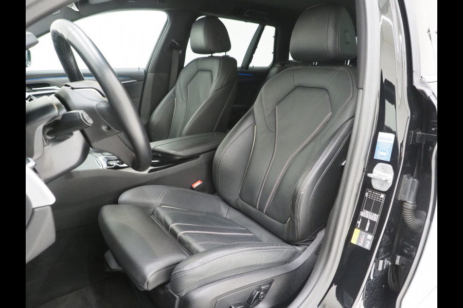 BMW 5 Serie Touring 530e | LED Grille | Leder | Harman/Kardon | Keyless | Adaptive Cruise | Sfeerlicht