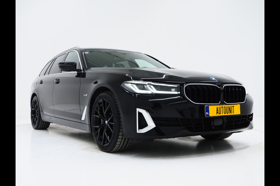 BMW 5 Serie Touring 530e | LED Grille | Leder | Harman/Kardon | Keyless | Adaptive Cruise | Sfeerlicht