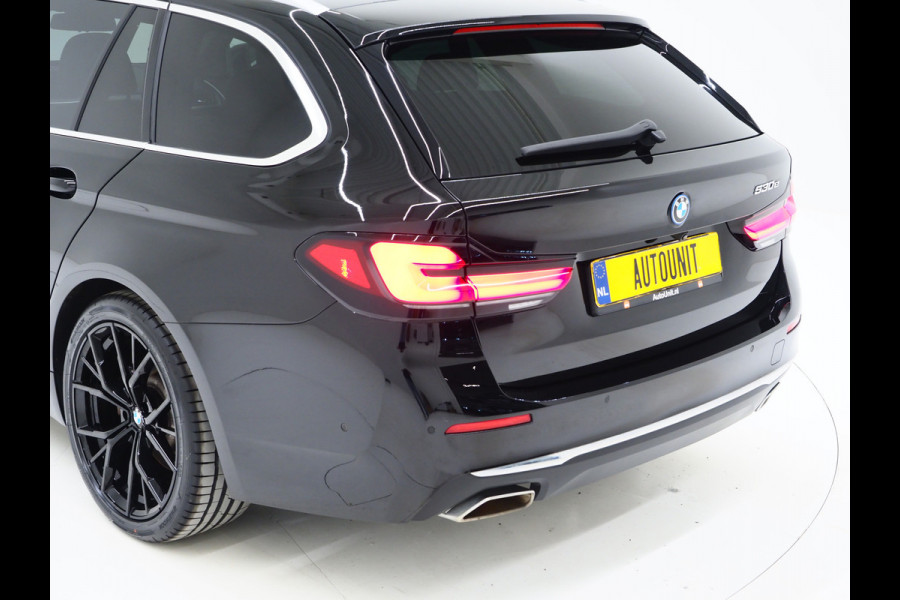 BMW 5 Serie Touring 530e | LED Grille | Leder | Harman/Kardon | Keyless | Adaptive Cruise | Sfeerlicht