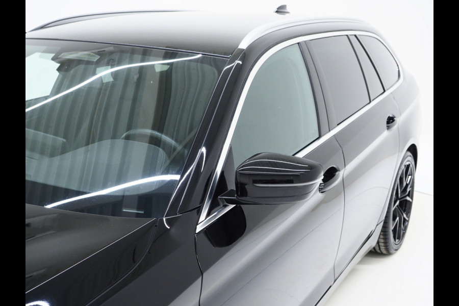 BMW 5 Serie Touring 530e | LED Grille | Leder | Harman/Kardon | Keyless | Adaptive Cruise | Sfeerlicht
