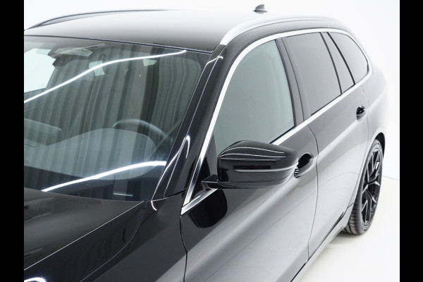 BMW 5 Serie Touring 530e | LED Grille | Leder | Harman/Kardon | Keyless | Adaptive Cruise | Sfeerlicht